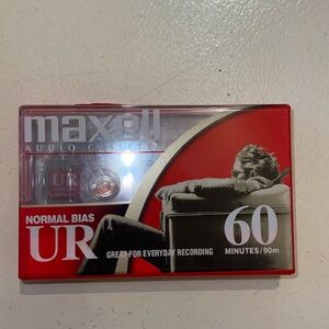 Maxell UR 60 Position IEC Type I Normal Audio Cassette - 7Pack